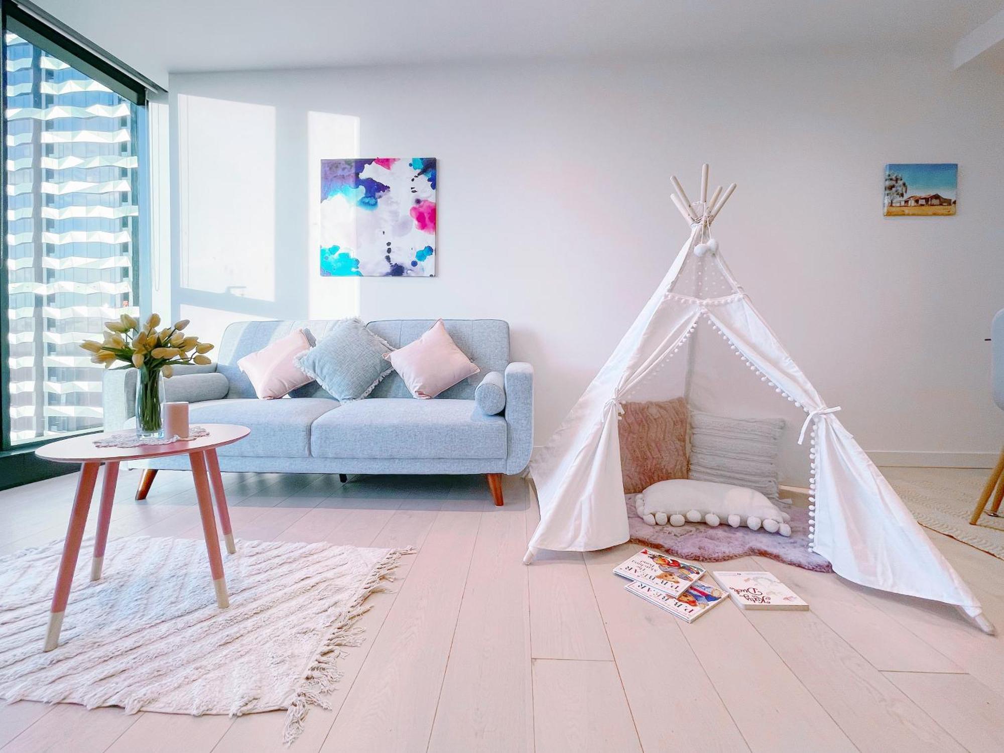 Queens Place 1b/view/workplace/swimming Pool/gym Apartment *