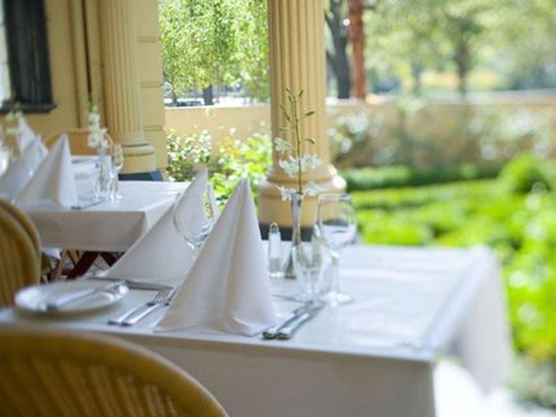 Hotel Charsfield Melbourne