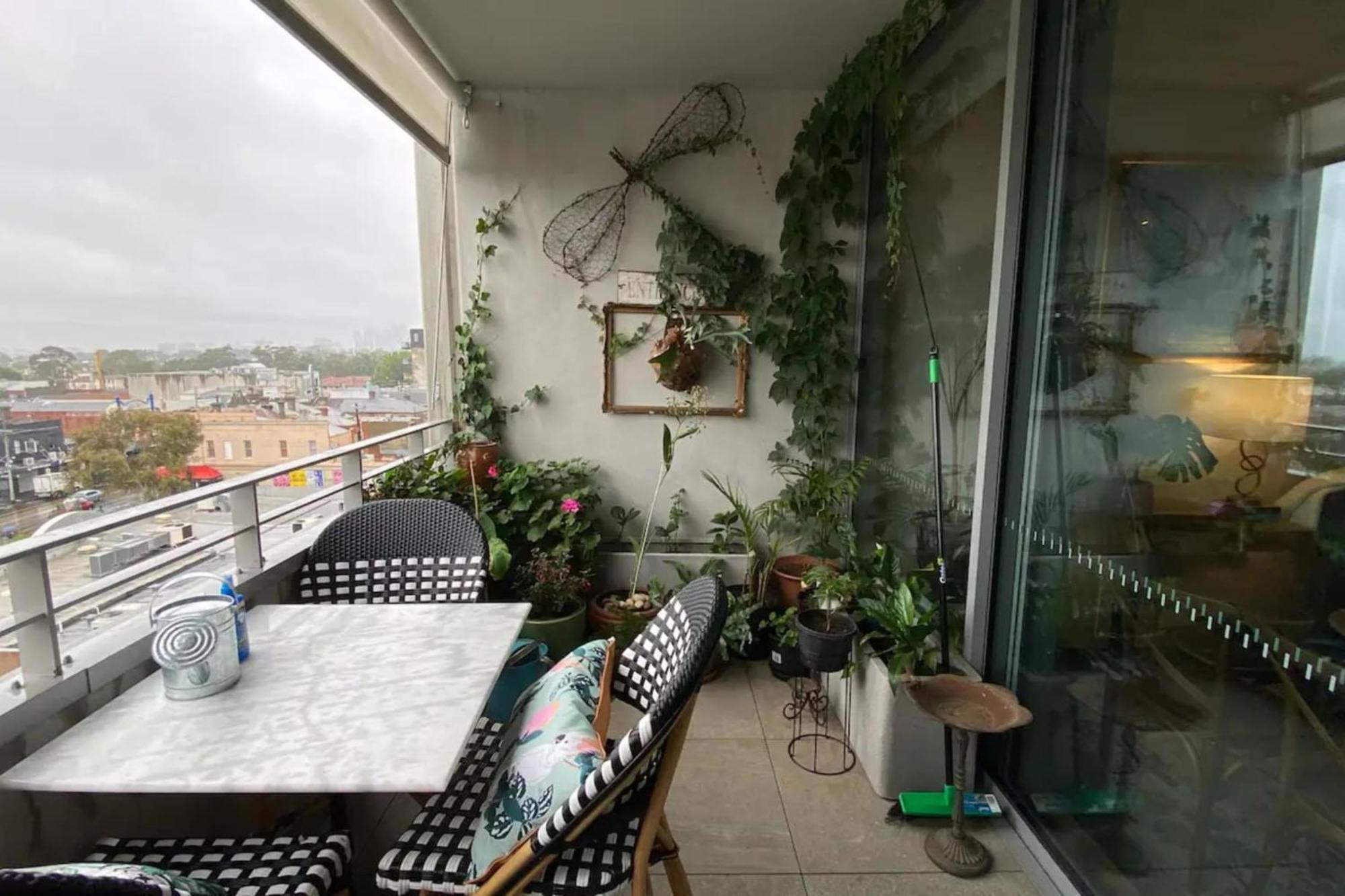 Apartment Brunswick Retreat! 5th Floor 1-bed Unit W Parking Melbourne