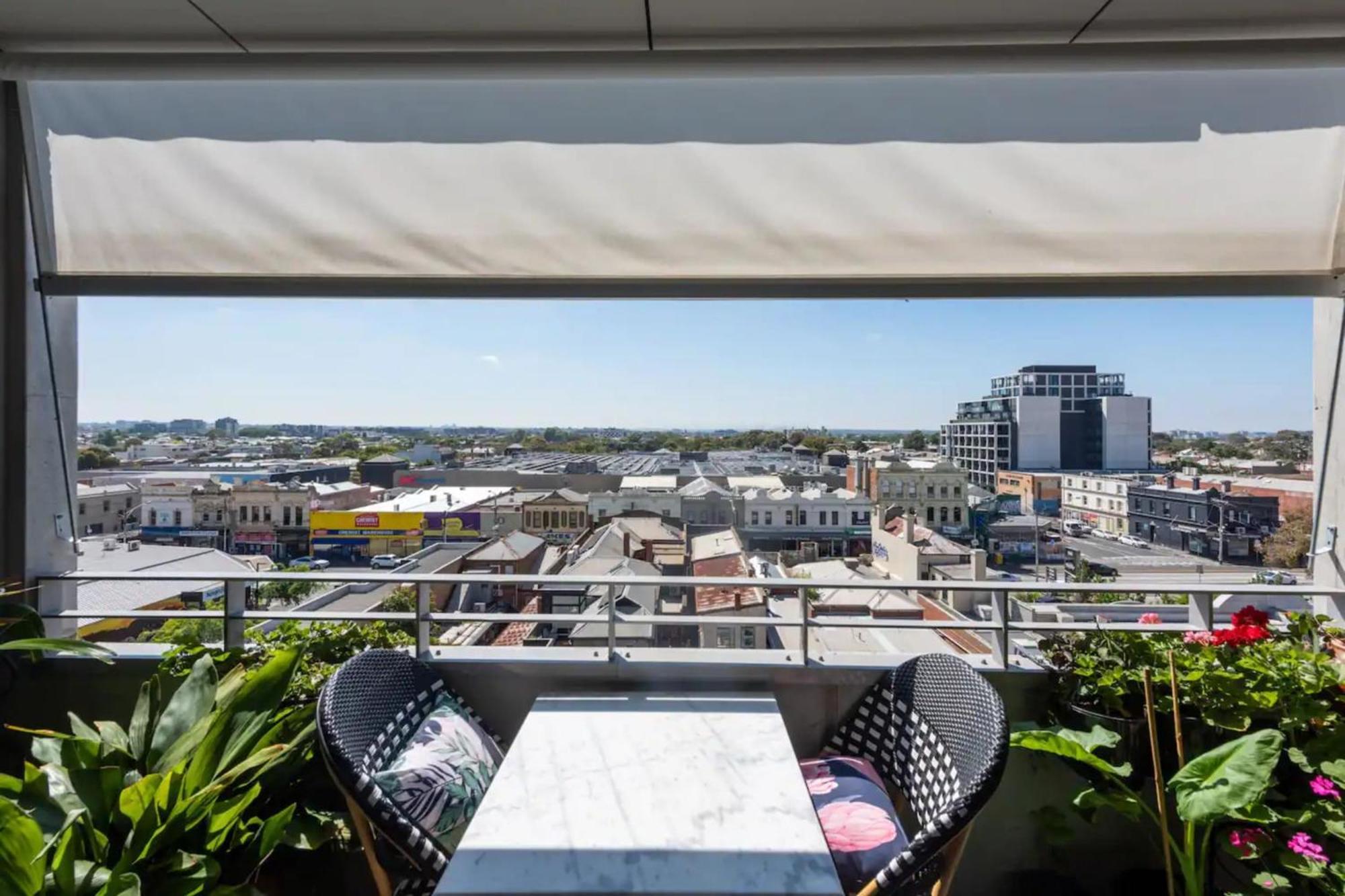 Apartment Brunswick Retreat! 5th Floor 1-bed Unit W Parking *