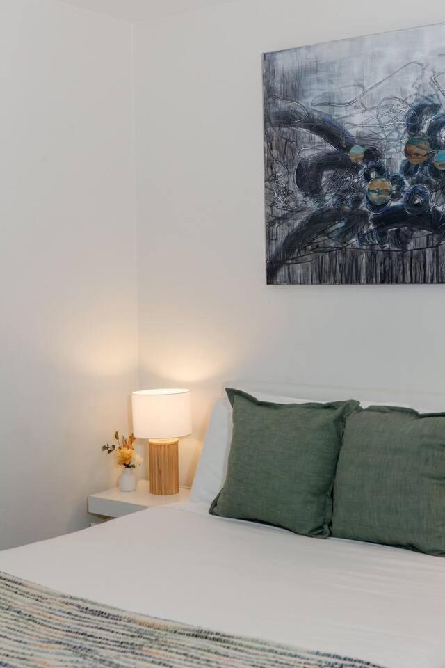 The Clarke - Sophisticated Southbank Living Melbourne