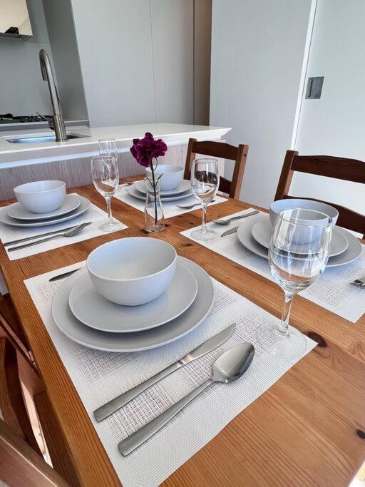 Cbd Skyline View 2br+1ba *