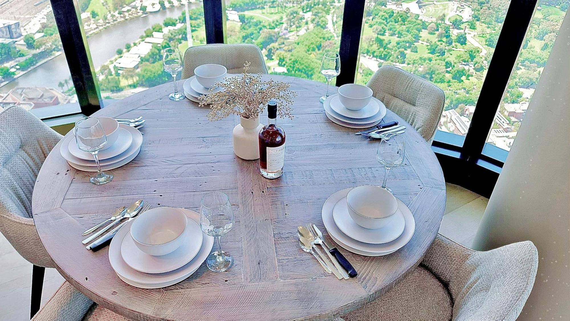 84 Floor/splendid View/free Car Park/3b/near Crown