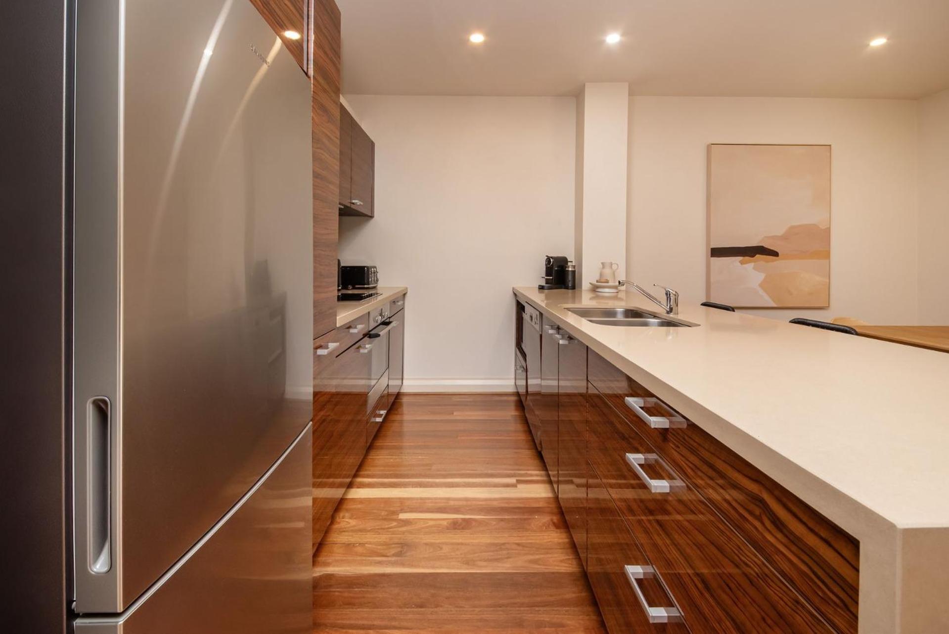 Apartment Esplanade Escape To The Brighton Boxes