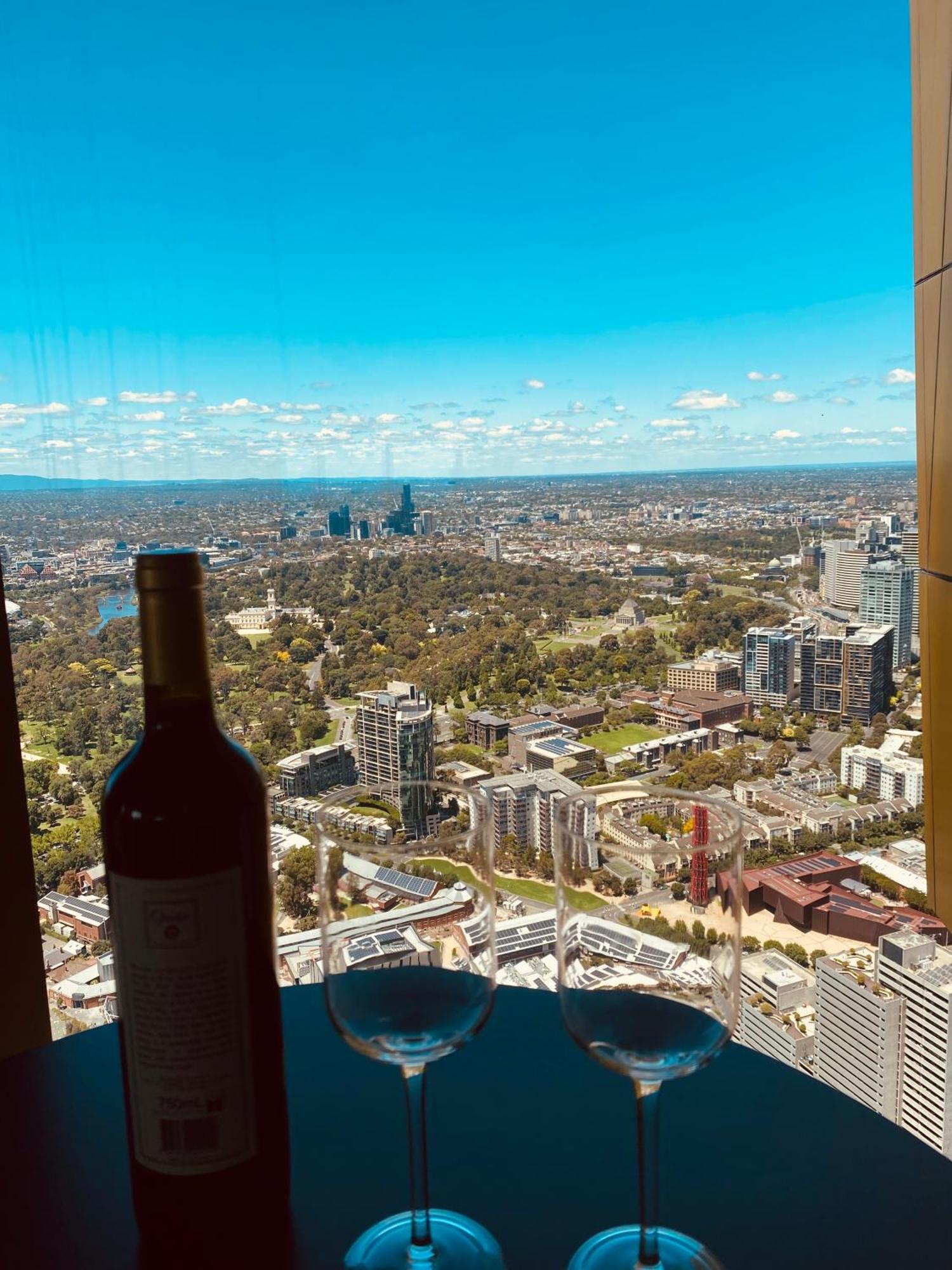 Sky - Ocean View 2 Bedroom With Sunrise And Sunset Views Apartment Melbourne