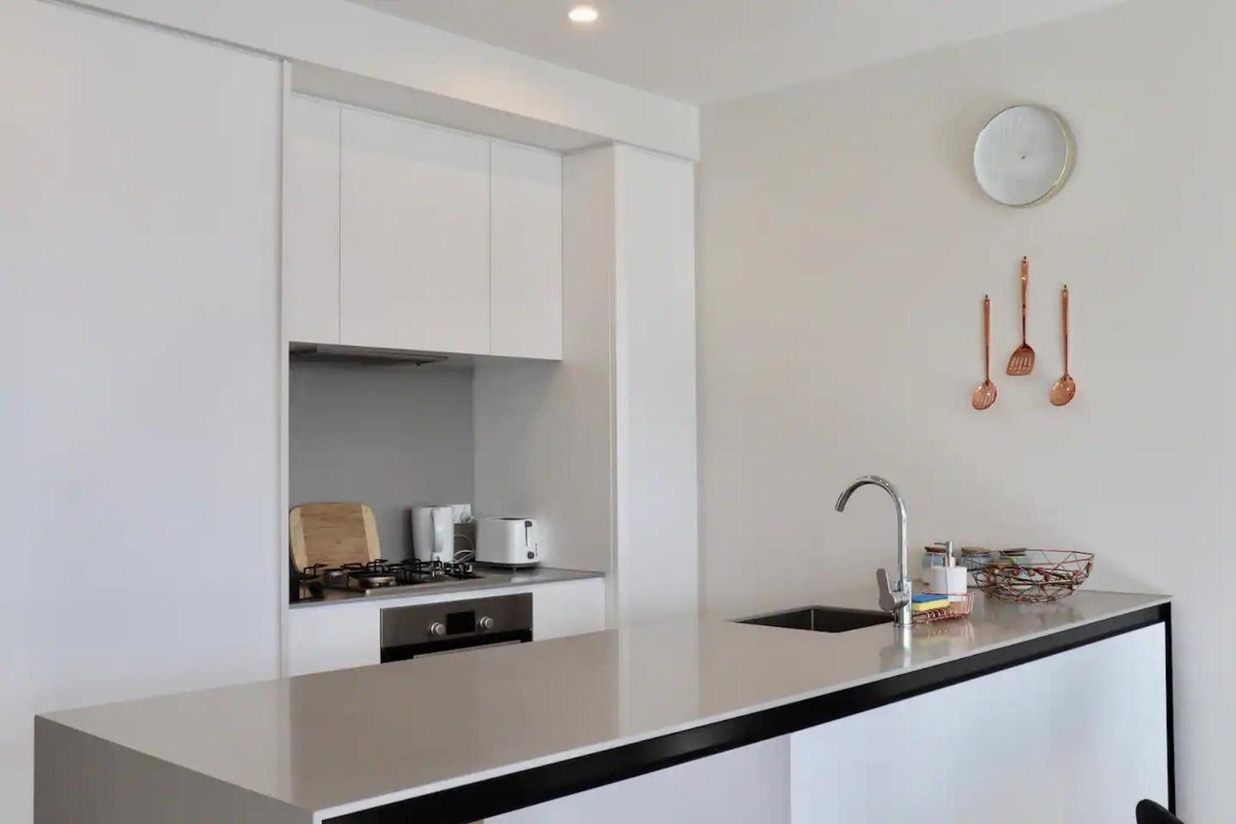 1 Brm 1 Bath, South Melbourne, Spacious, Balcony Melbourne