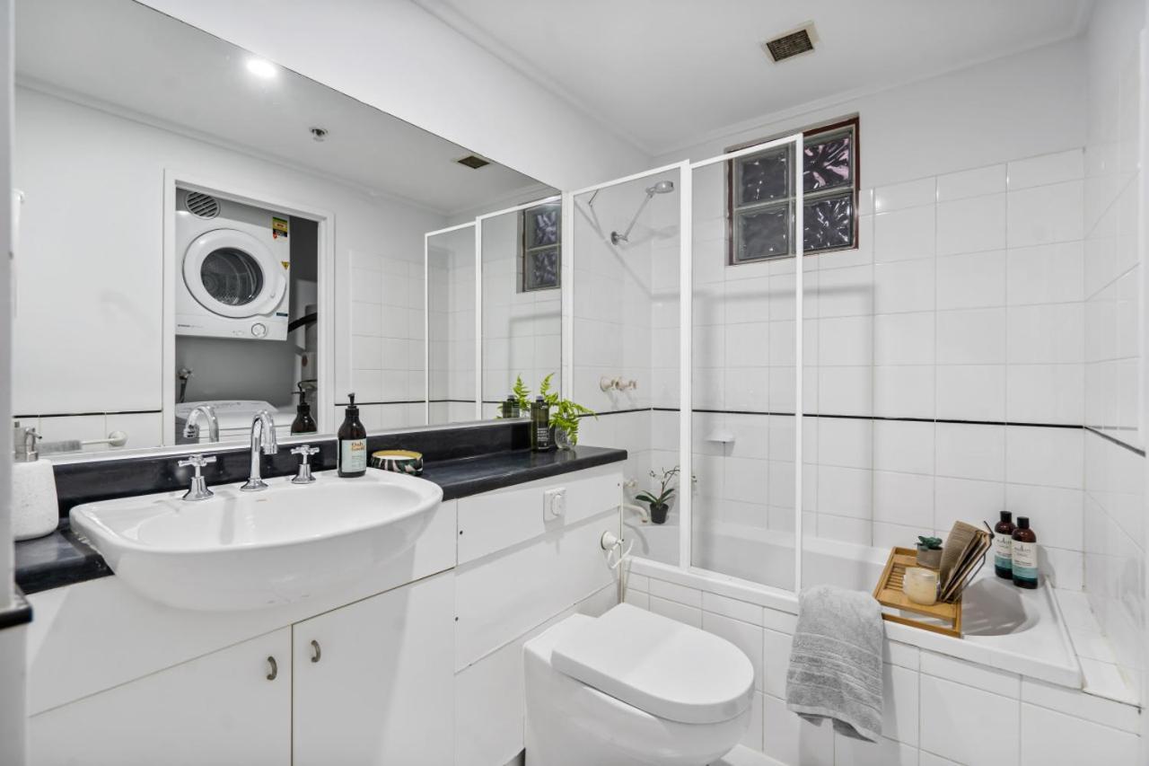 Apartment Chic - Sleeps 6, Free Parking