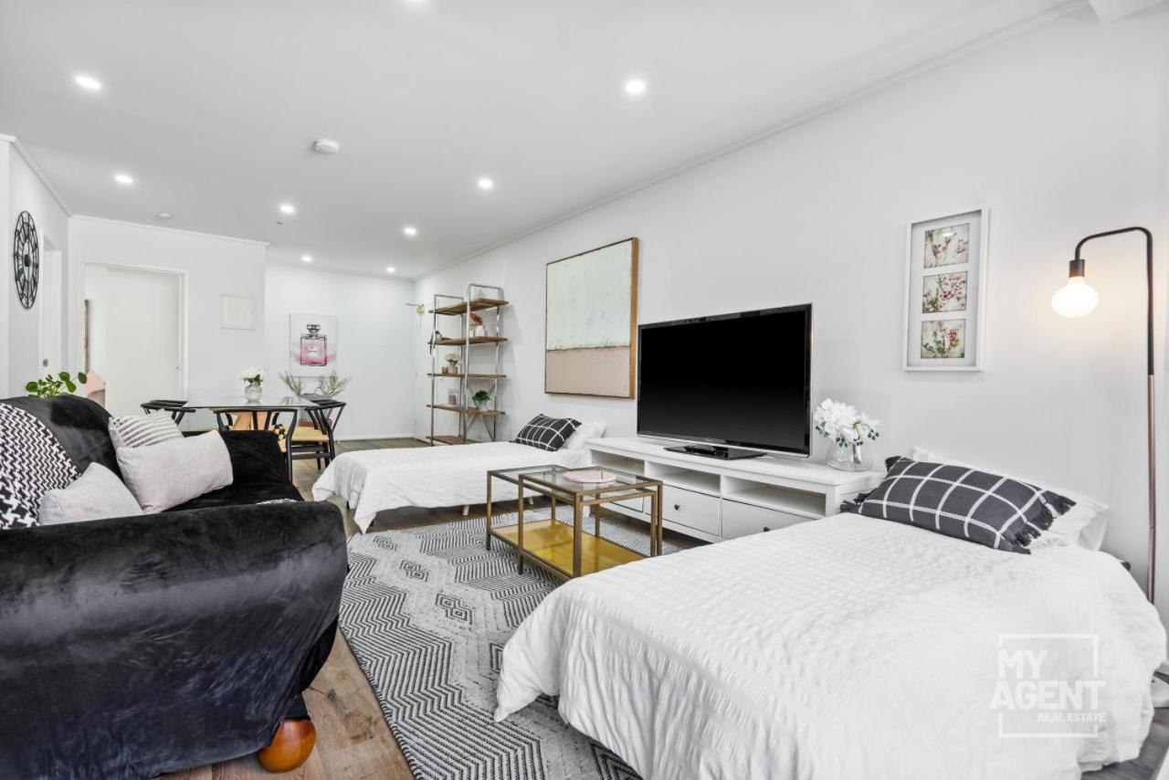 Chic - Sleeps 6, Free Parking Apartment
