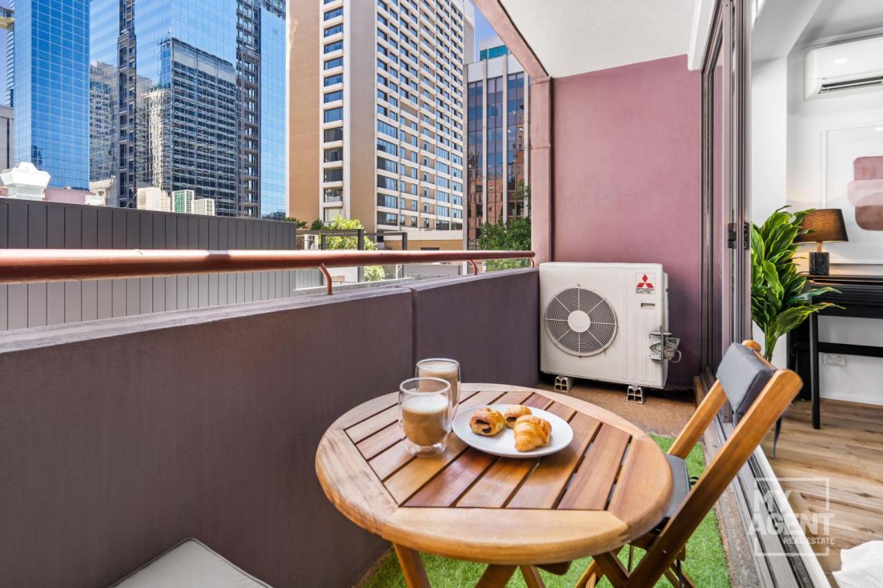 Apartment Chic - Sleeps 6, Free Parking