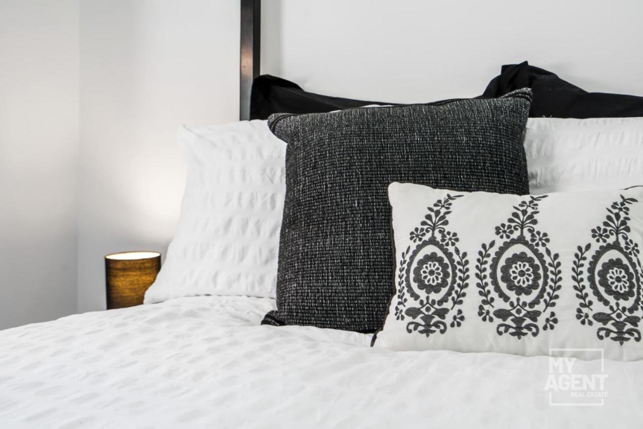 Chic - Sleeps 6, Free Parking * Melbourne