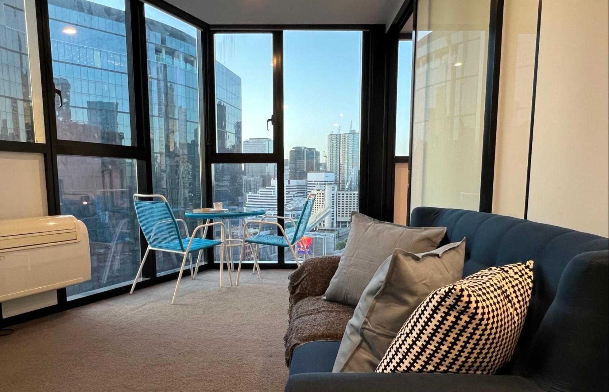 2br 1 Bath, Southbank, Crown, Great View Apartment *