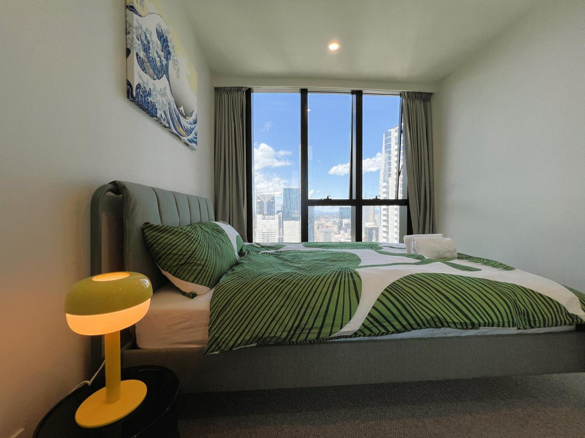1 Brm 1 Study, Southern Cross, Garden View, Lvl 45 Apartment Melbourne
