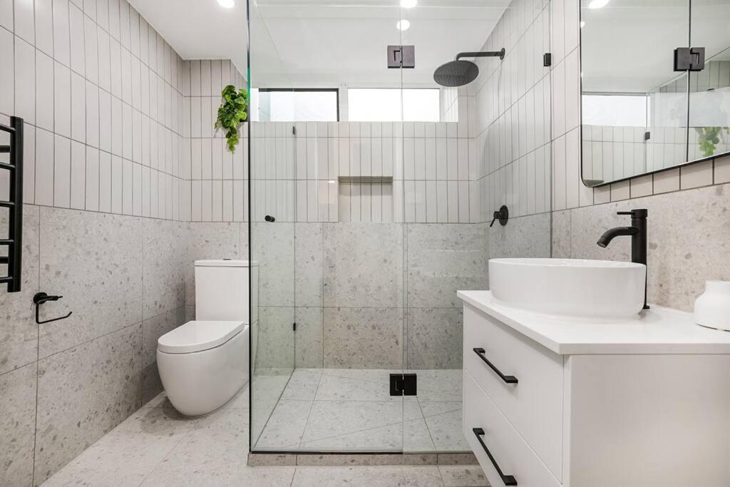 Apartment Stylish 2- Bedroom Unit Near Parks, Shopping And Dining Melbourne