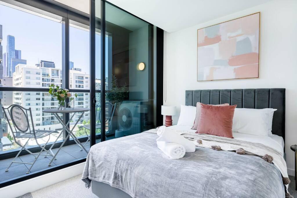Bright 1b West W Free Parking #mv09 Apartment Melbourne