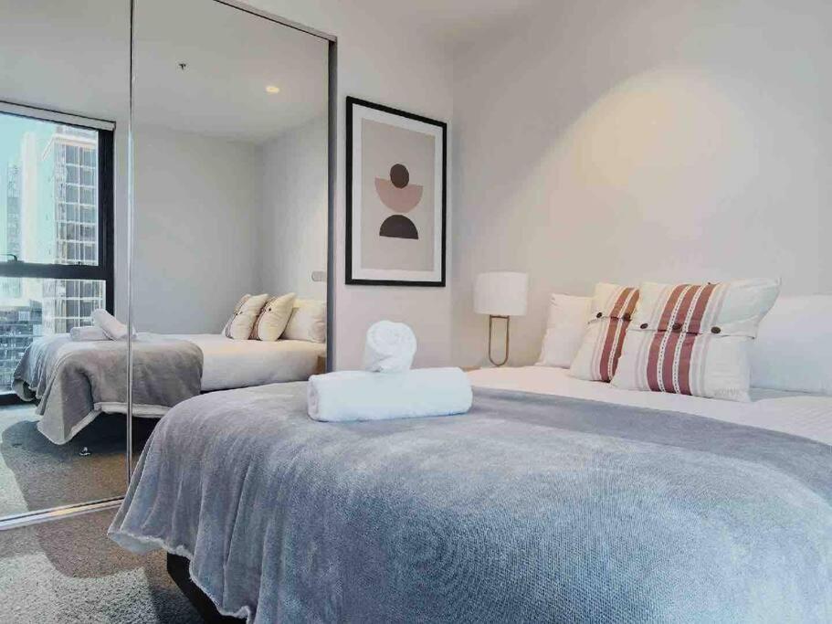Cozy 1b In Mel -unbeatable Location- #eq35 *