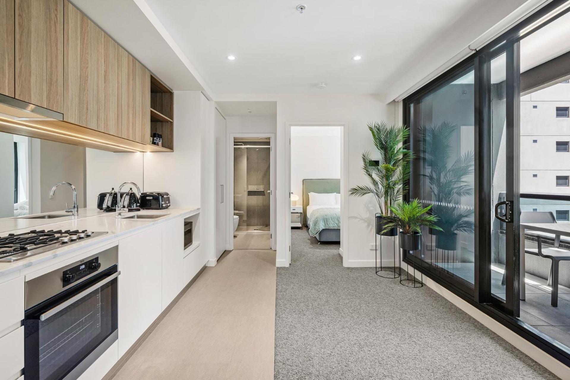 Apartment Sleek And Chic Stature Southbank *