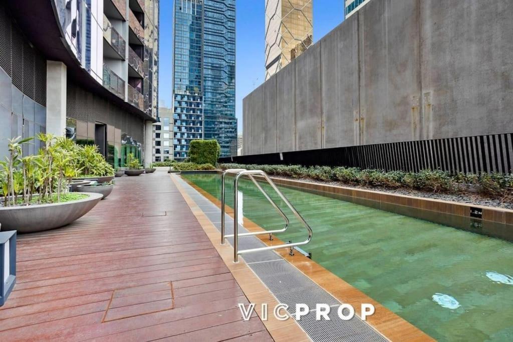 #5 Star Luxury * Melbourne