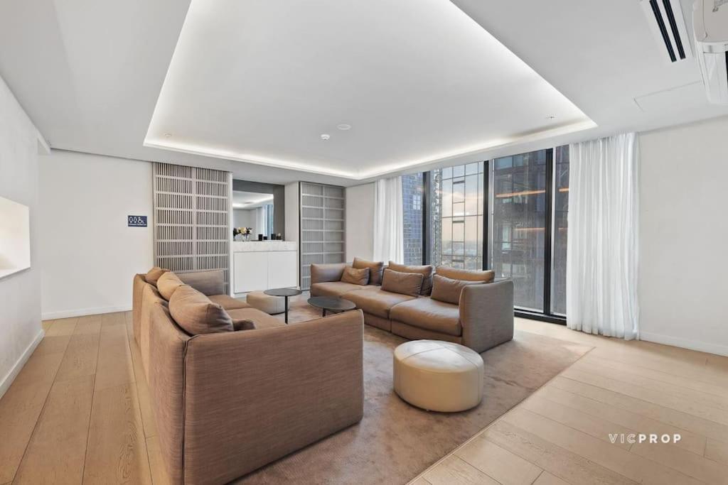 #5 Star Luxury