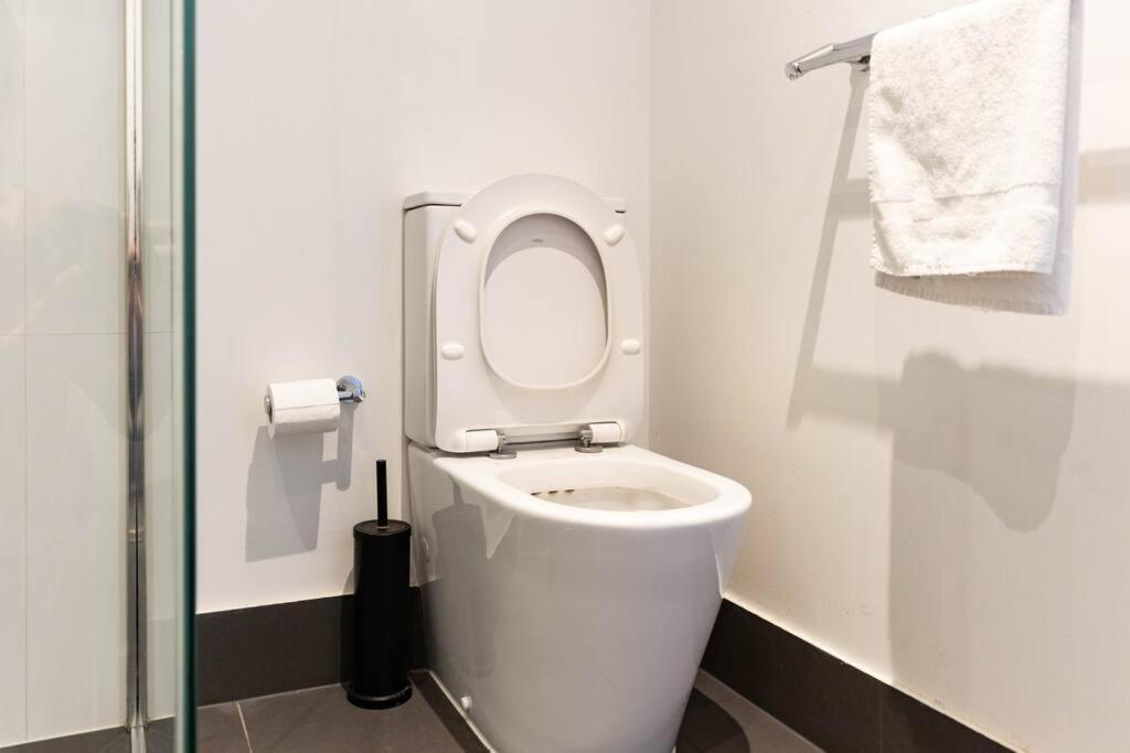 Simplistic 2br Southbank Wifi Balcony#eb22 Apartment