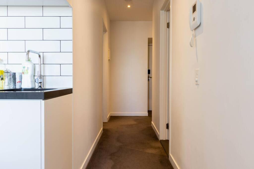 Apartment Simplistic 2br Southbank Wifi Balcony#eb22 *