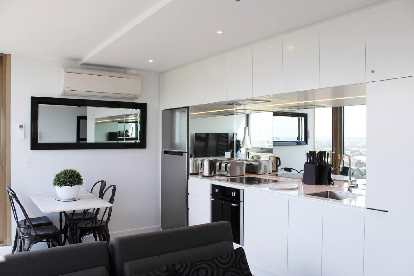 Luxurious Flemington With Stunning Racecourse View Melbourne