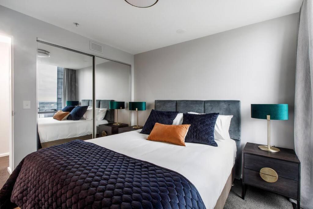 The Skysill - A Sleek Inner Sanctuary With Pool *