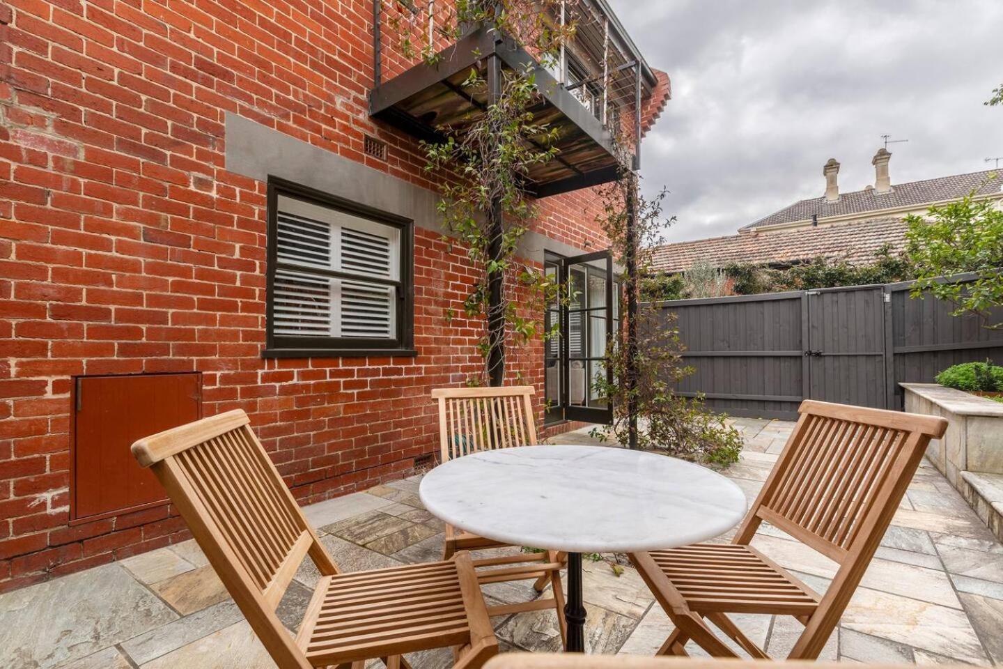 The Chatsworth Collection - A Contemporary Triplex *