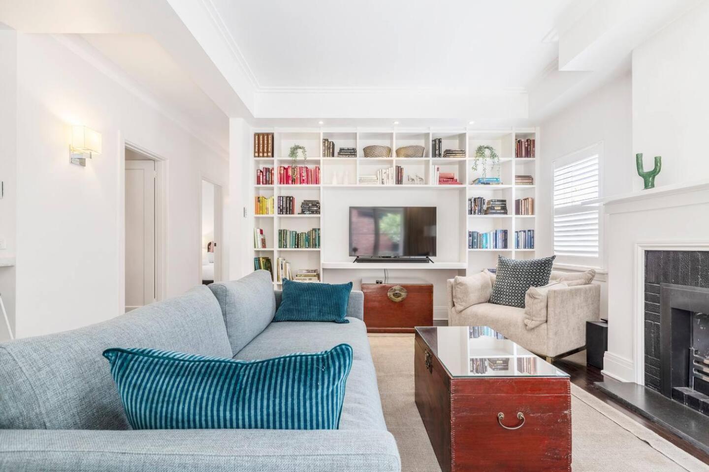 The Chatsworth Collection - A Contemporary Triplex *
