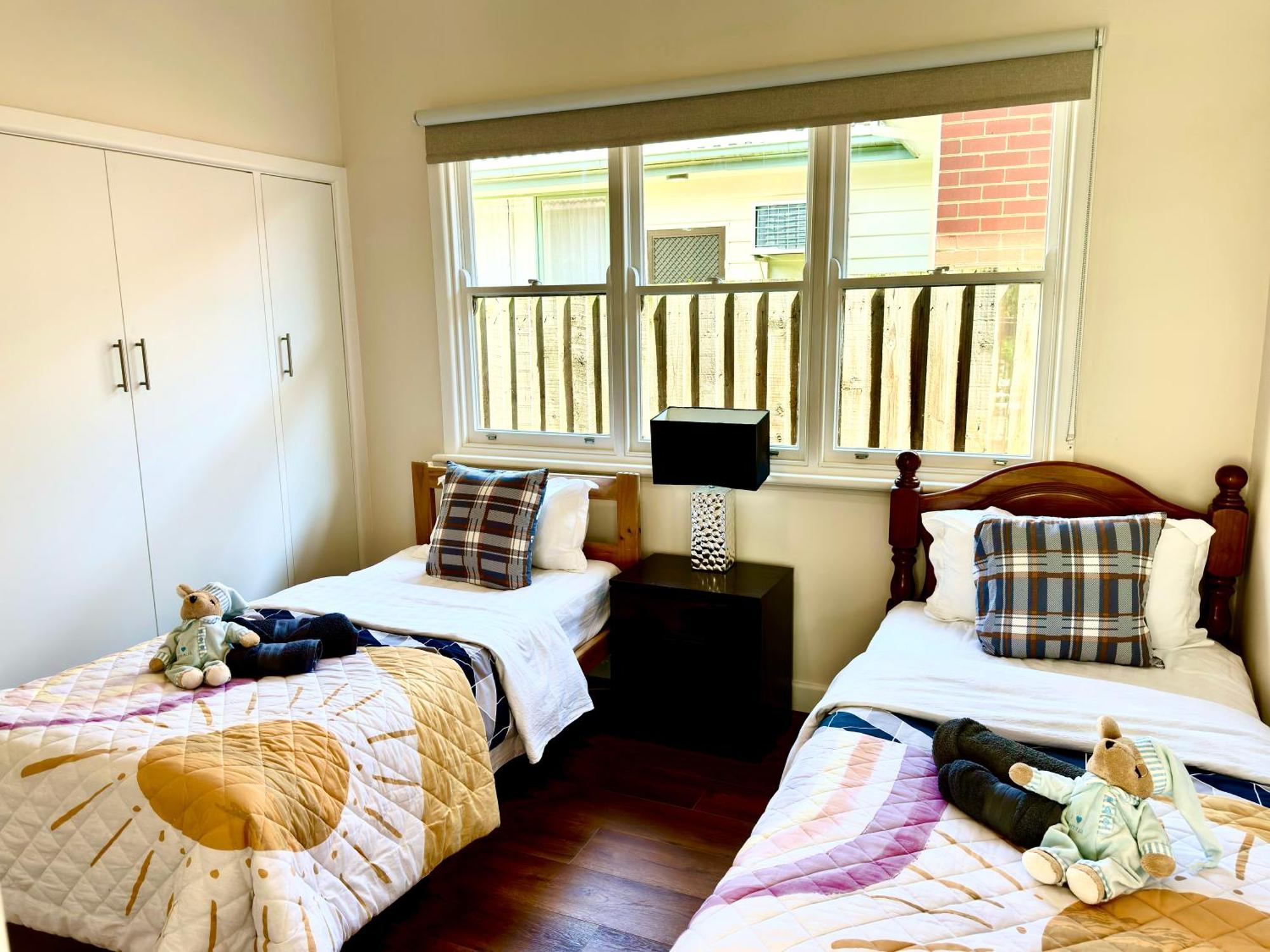 Four Seasons Home家四季客栈 * Melbourne