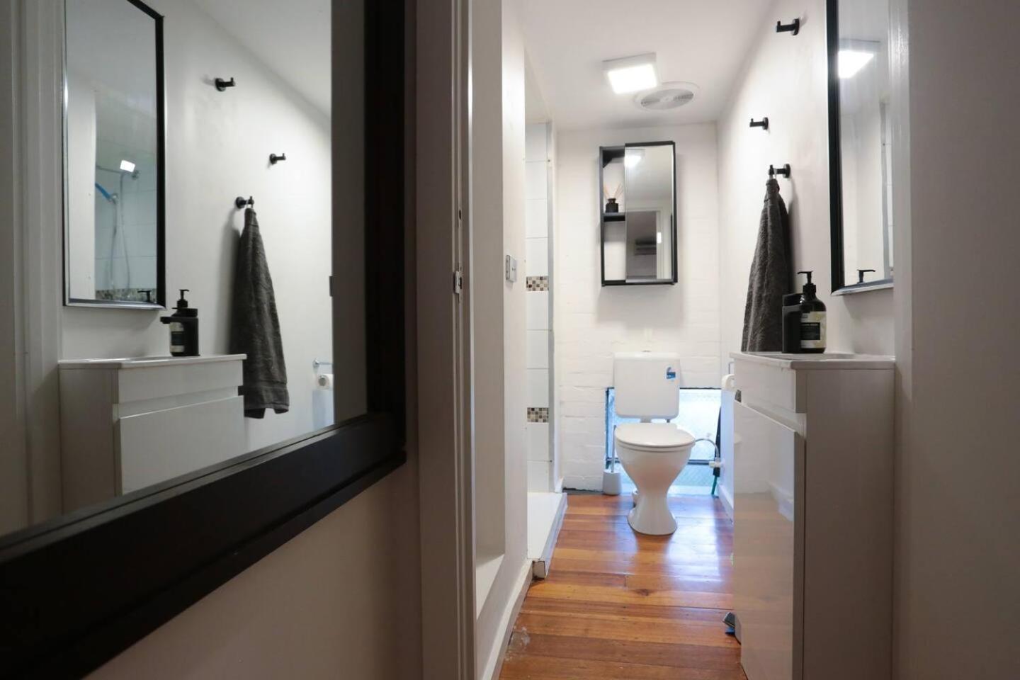 Seddon Apartment Melbourne