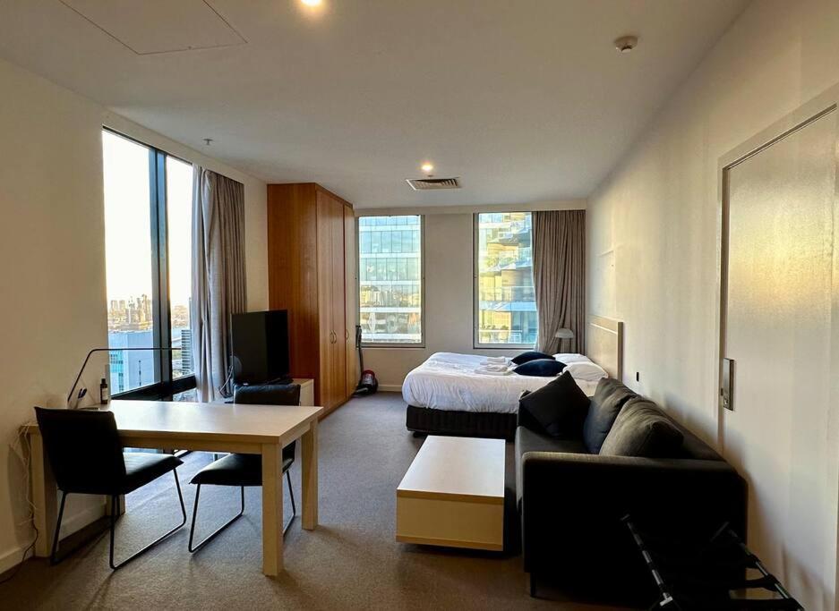 Premium Corporate + Yarra Views