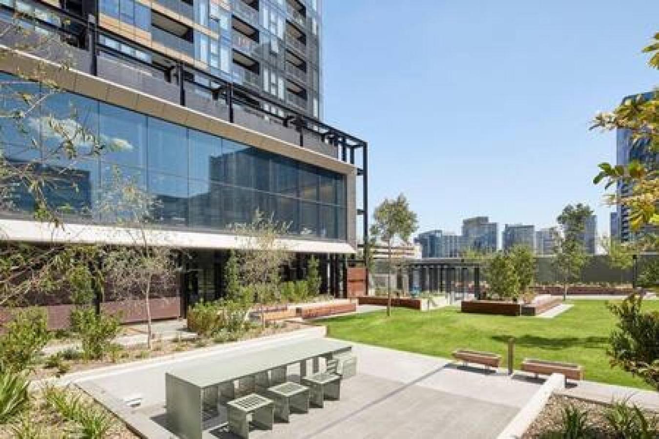 35d Stunning 2br Abnb-style Yarra View With Free Parking Holiday home *