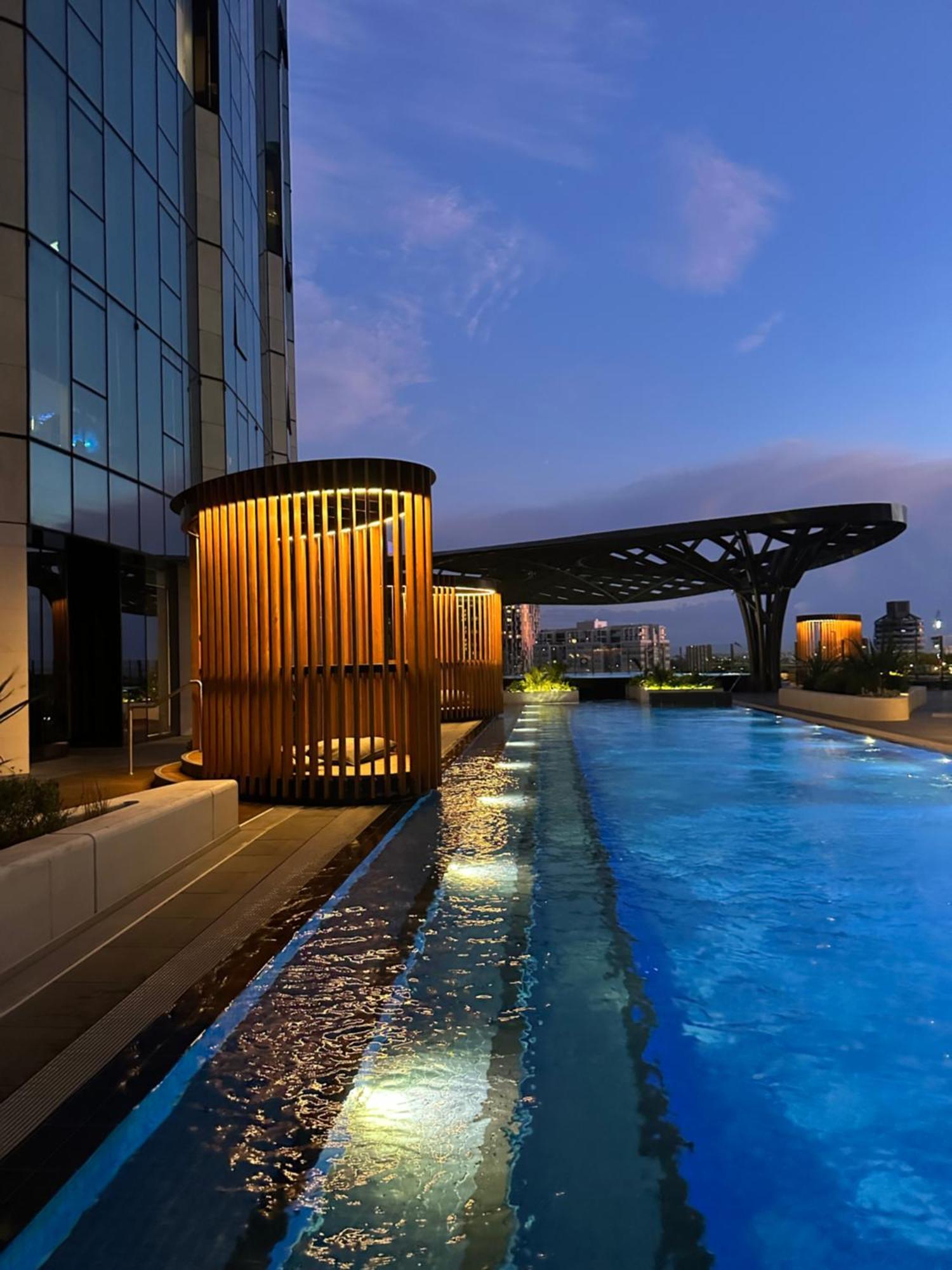 Apartment Skyline Serenity Retreat Melbourne