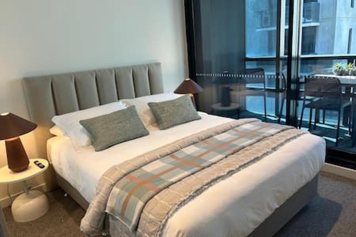 Apartment Elegant Oasis Stature Southbank Melbourne