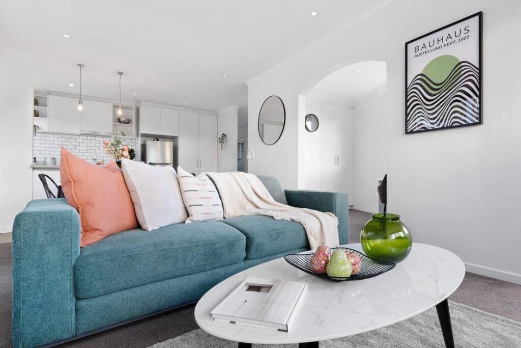 Charnwood 2br: Homely Haven Apartment Melbourne