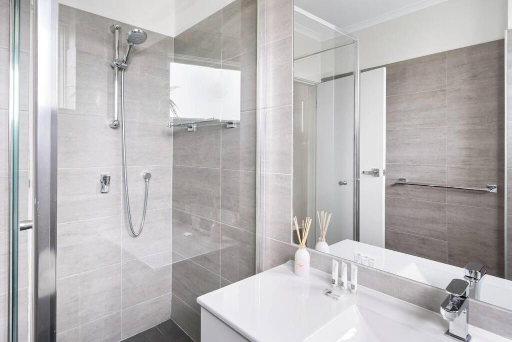 Apartment Charnwood 2br: Homely Haven *