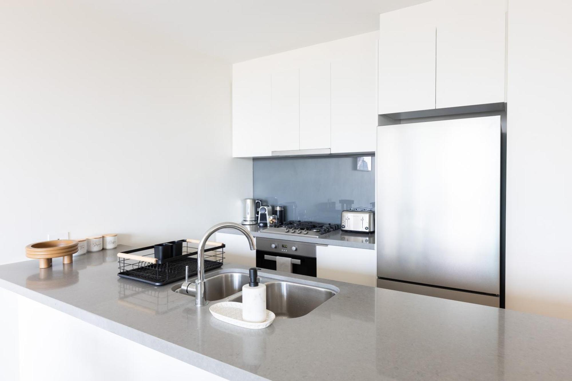 High-rise Platinum Tower Apartment Melbourne