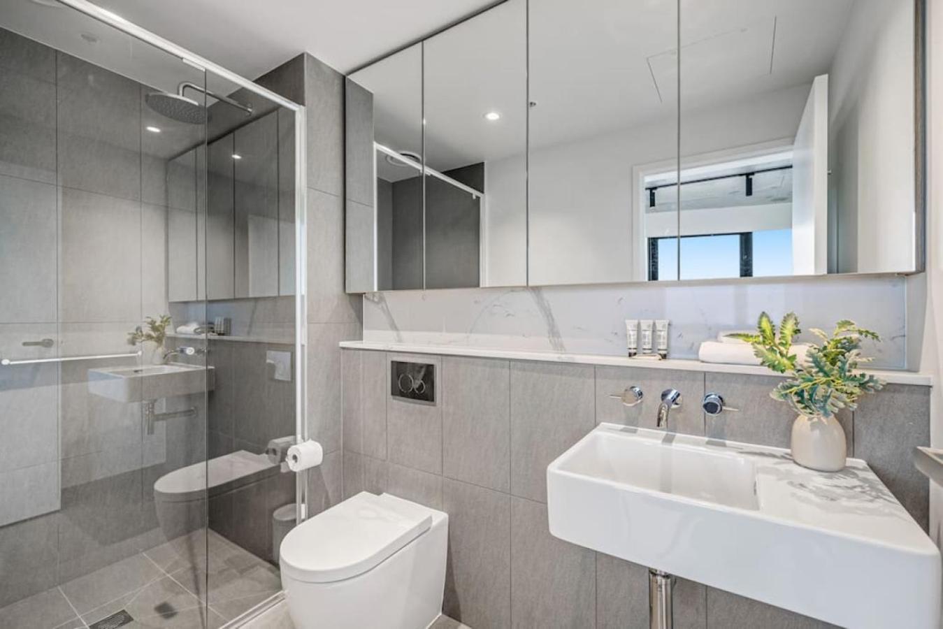 New Spectacular Views Southbank Apartment *