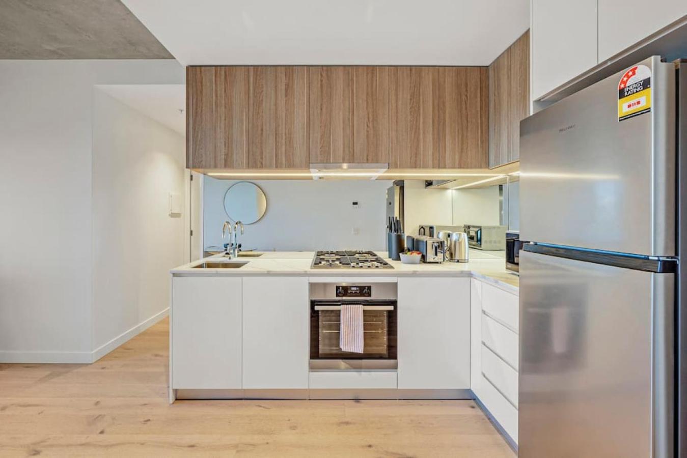 New 2b Sophistication Southbank Apartment *