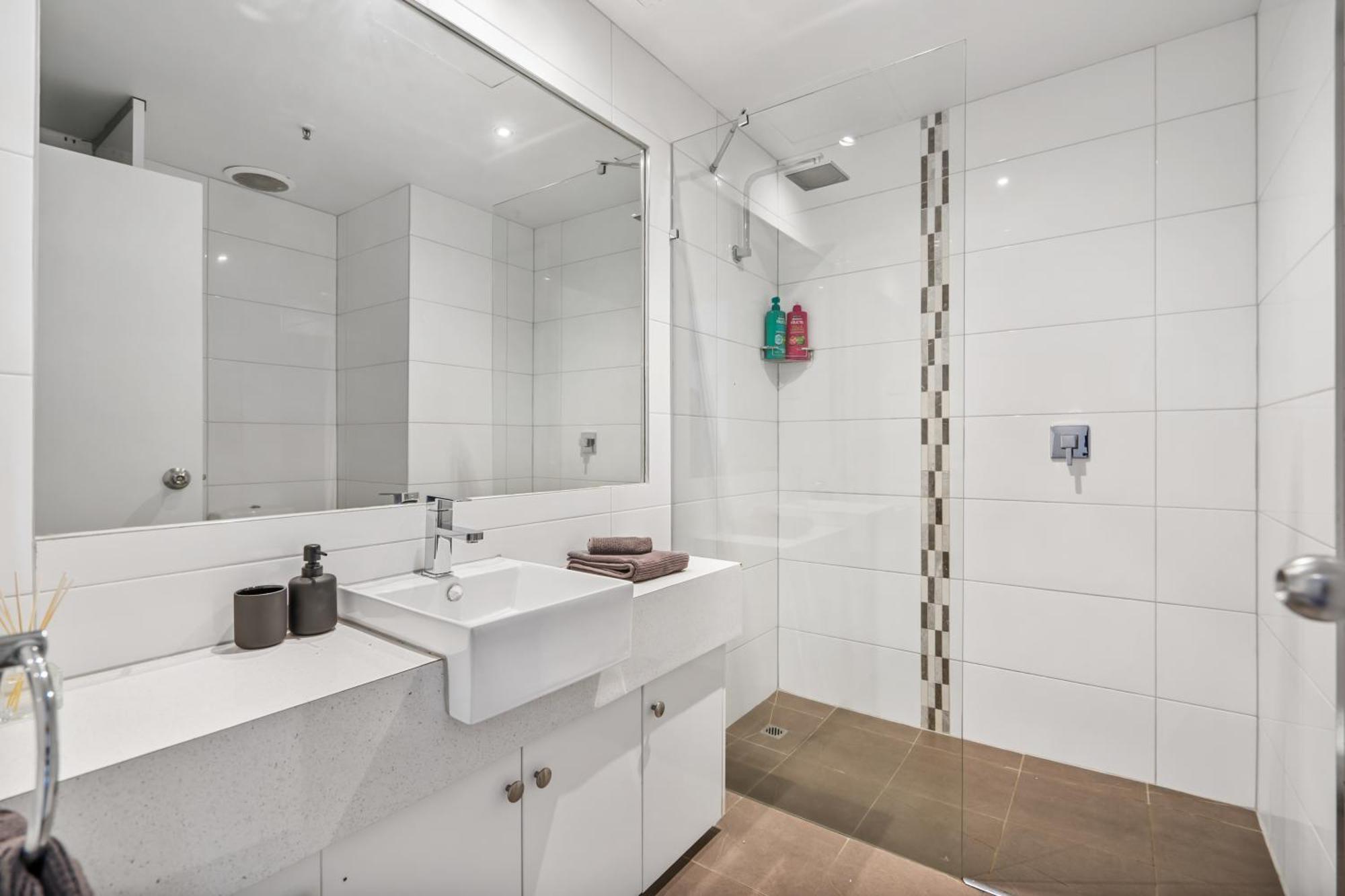 Apartment Family Friendly Getaway On Flinders Street *