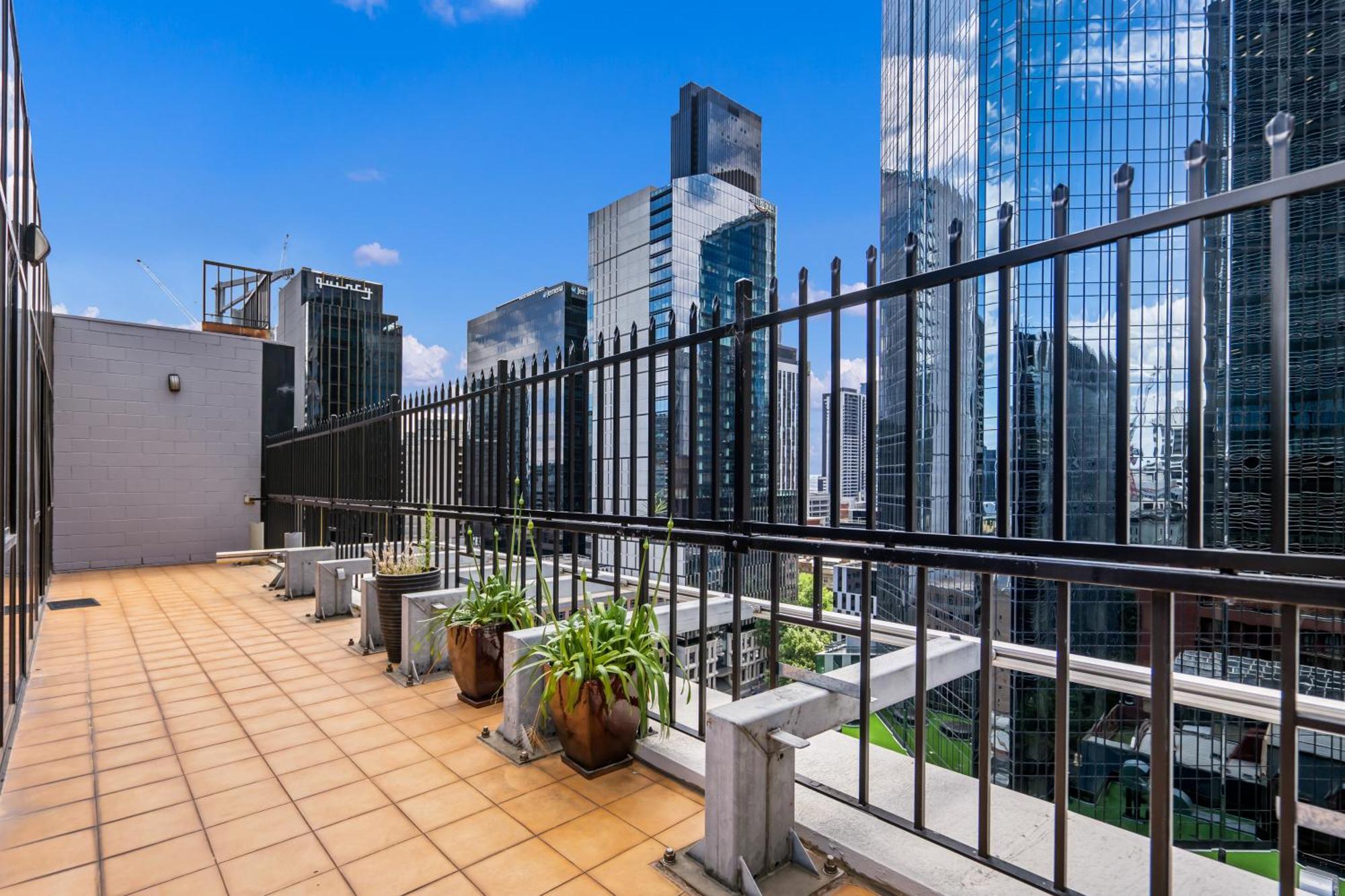 Family Friendly Getaway On Flinders Street Apartment