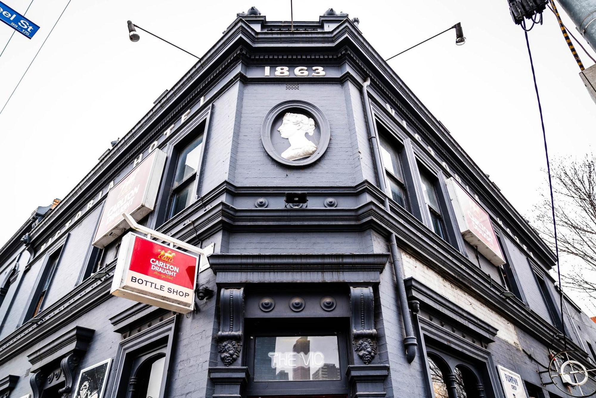 Hostel Queen Victoria *