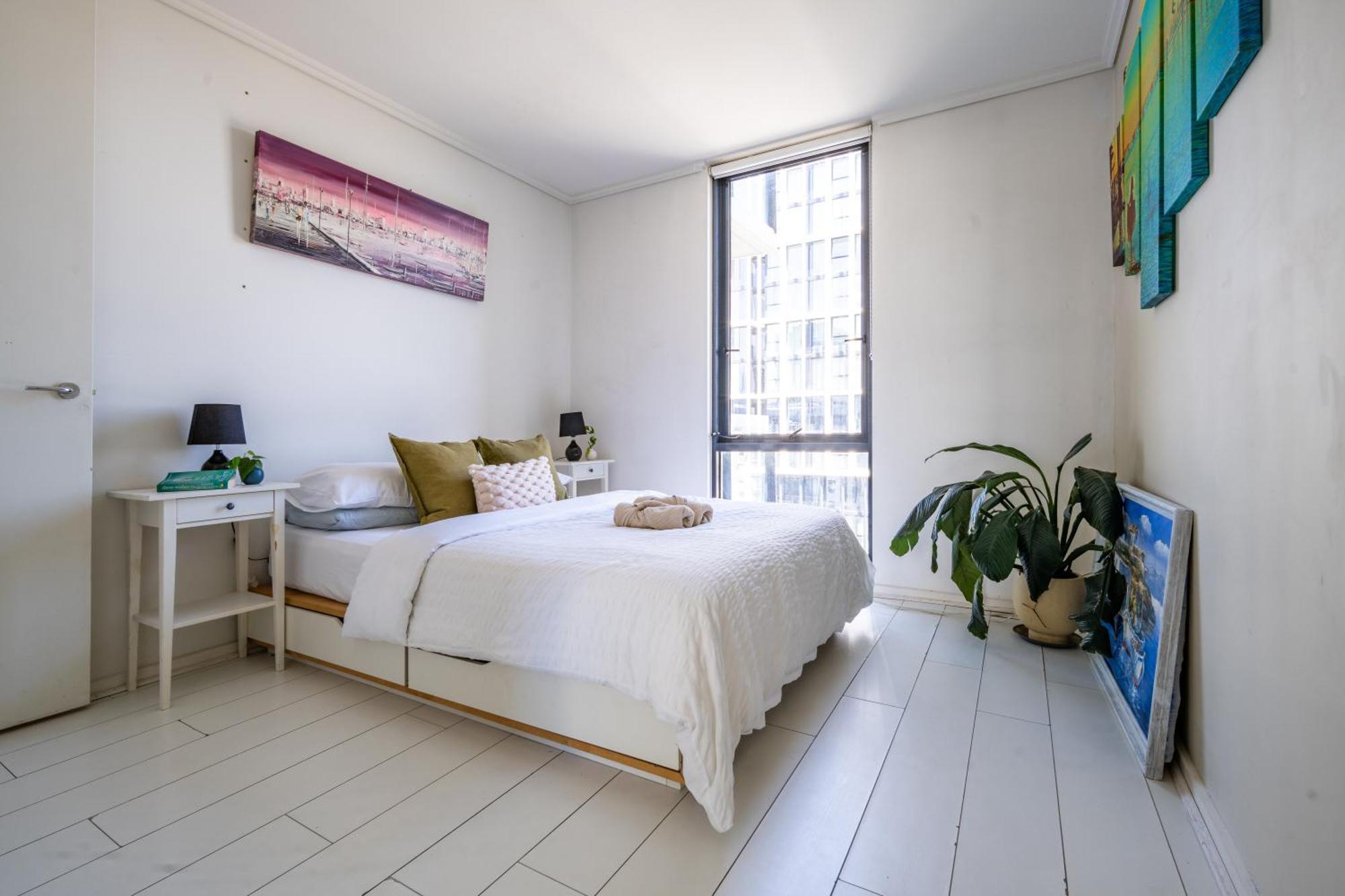 Apartment Ocean View Close To Cbd With Indoor Pool. *