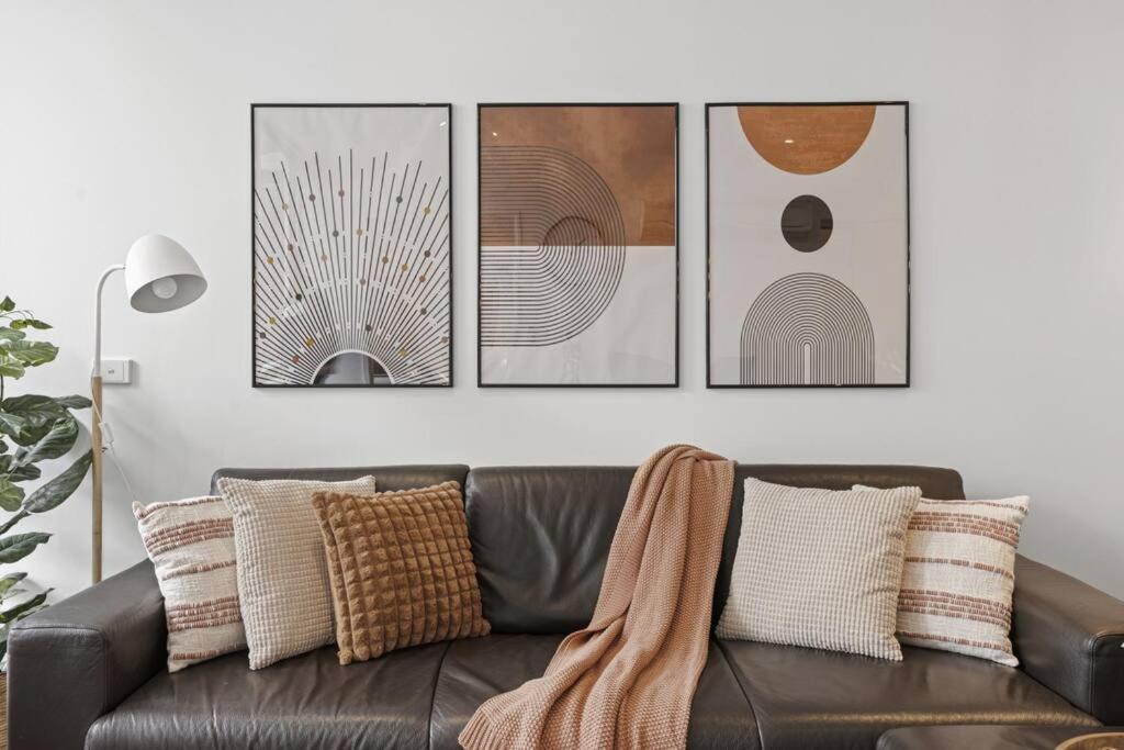 Apartment Ultimate Comfort Gem In St Kilda Melbourne