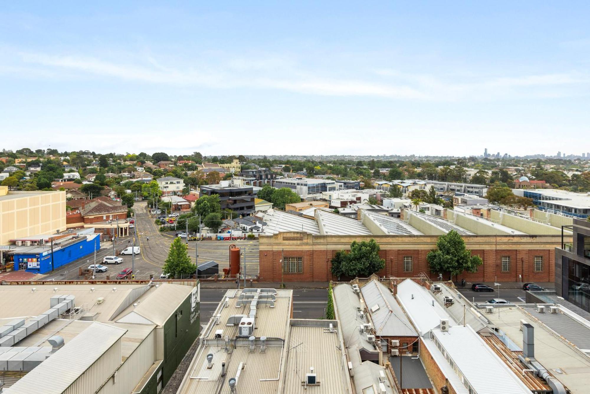 Convenient Located 1 Bedroom In Hawthorn *