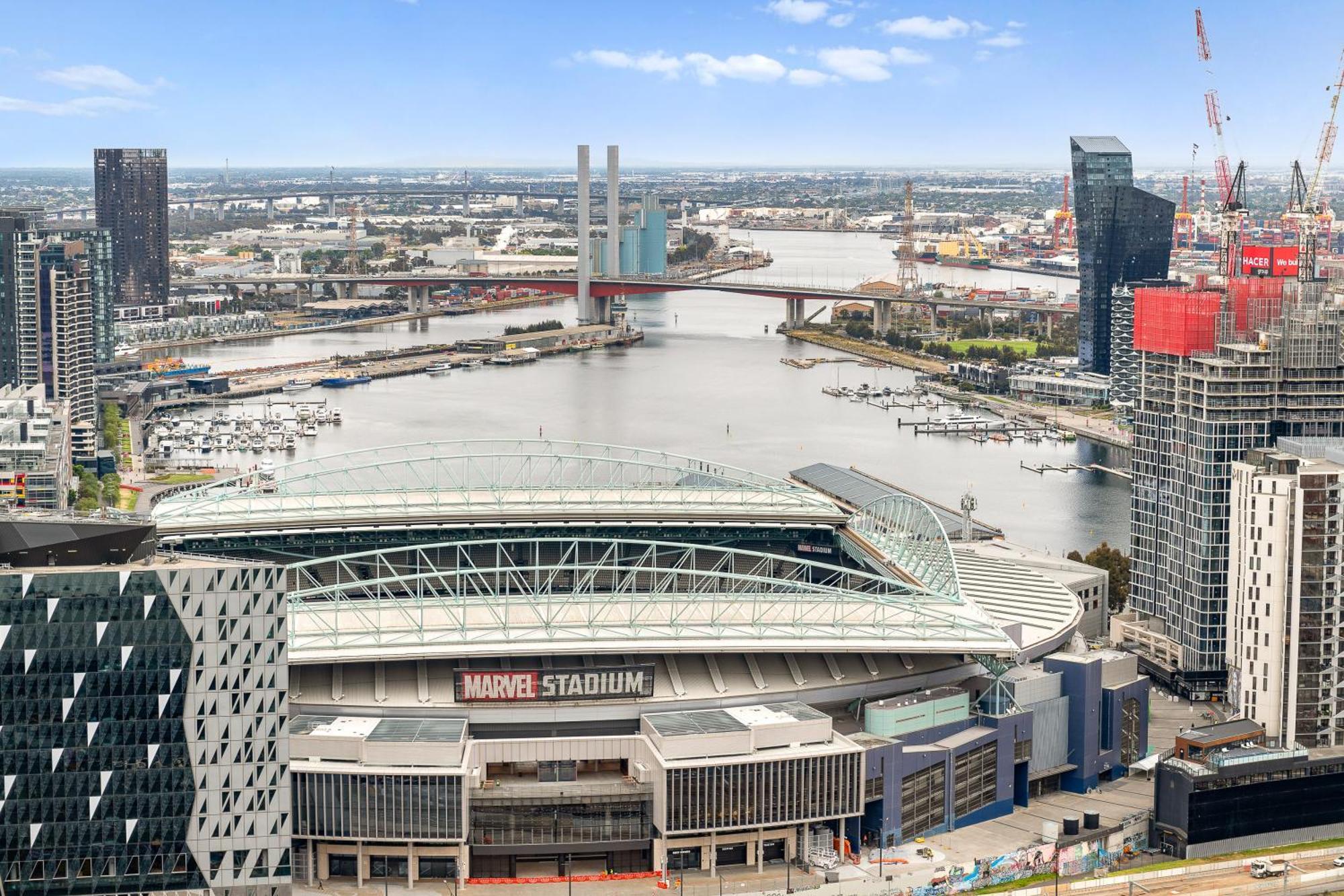 Cbd Water Views Wifi Netflix Apartment *
