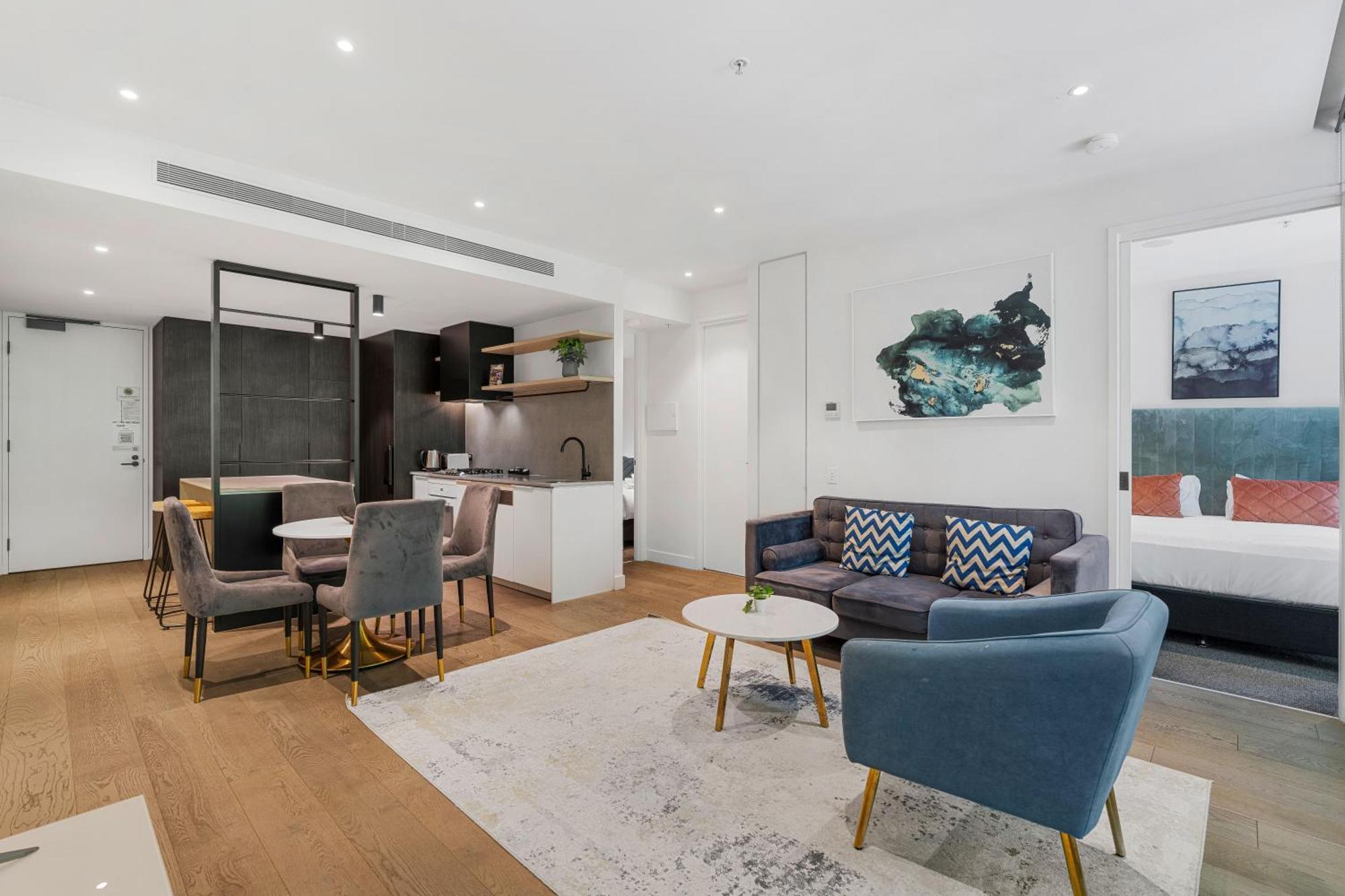 Apartment The Eminence By Cllix