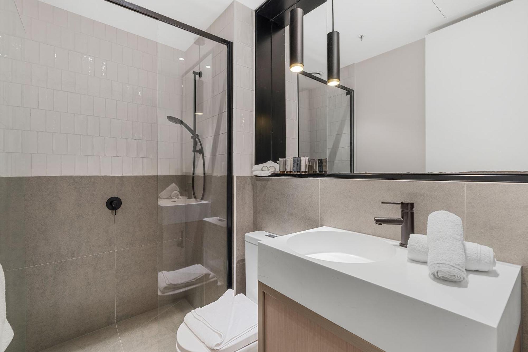 Apartment The Eminence By Cllix Melbourne