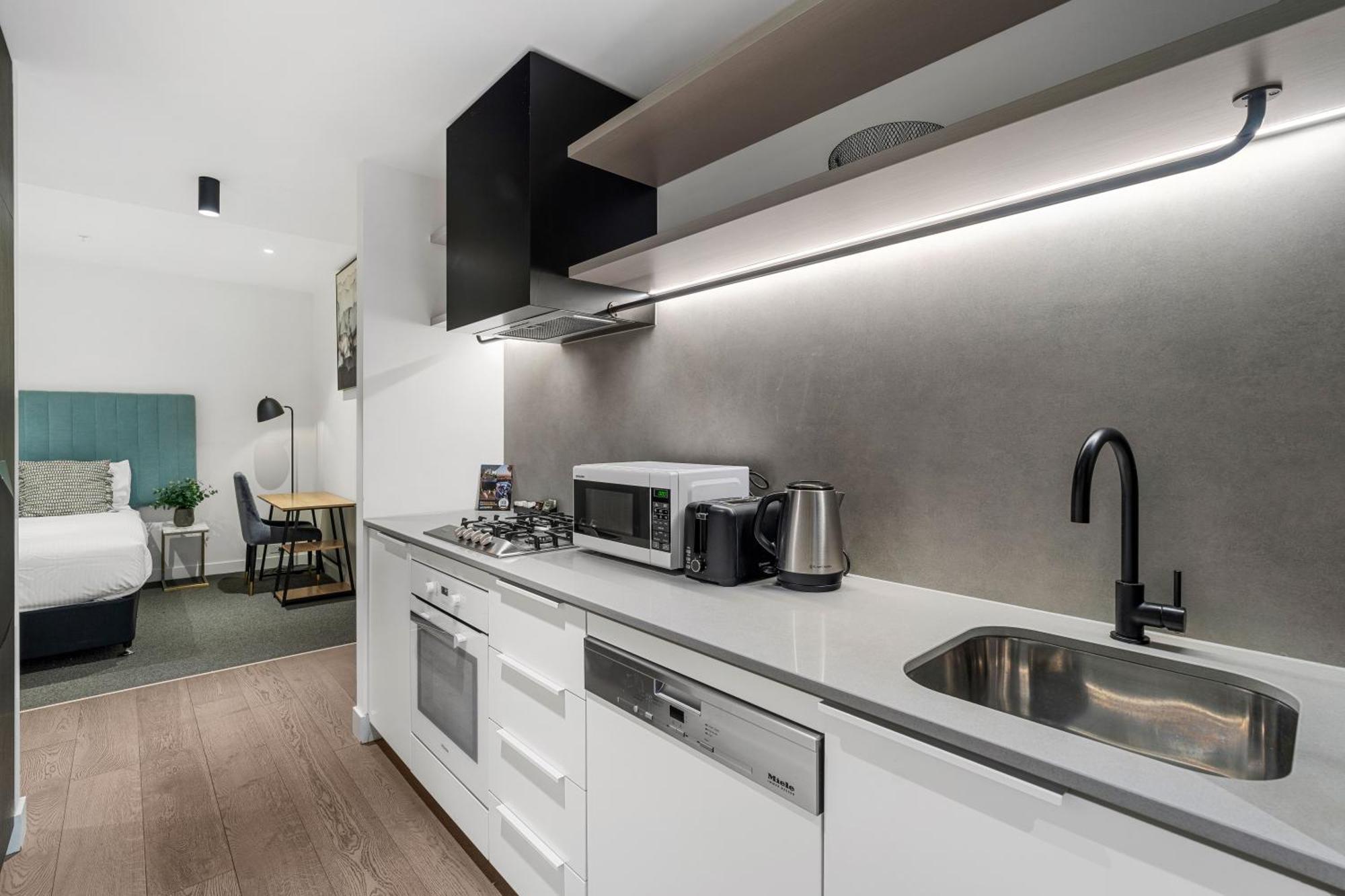 Apartment The Eminence By Cllix *