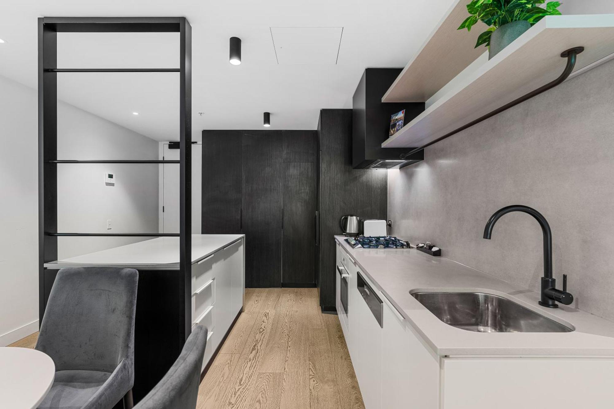 Apartment The Eminence By Cllix *